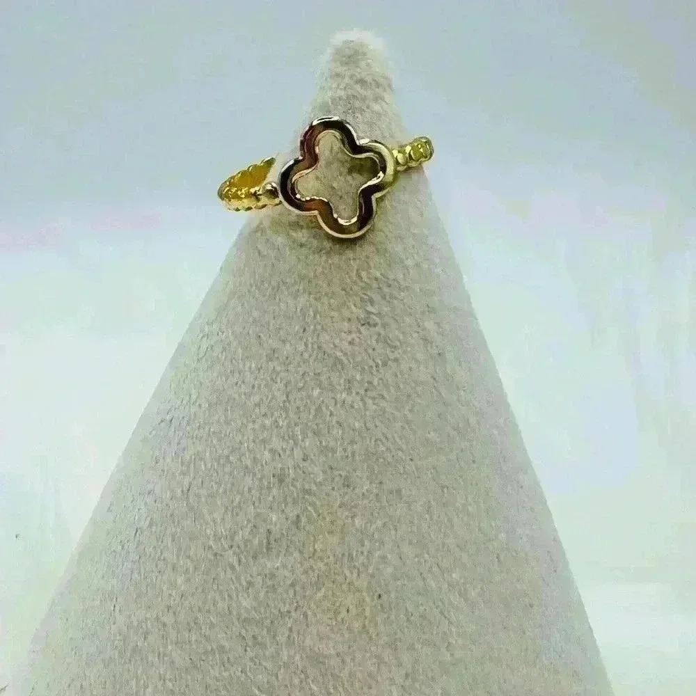 Stainless Steel Simple Women's Clover Ring
